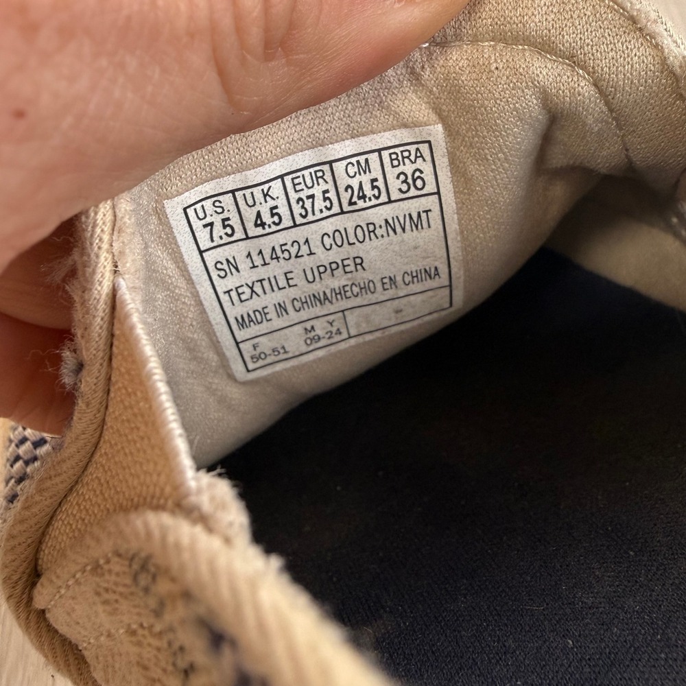 Skechers BOBS Women Striped Espadrille Slip On Platform Sneakers 114521 NVMT 7.5 - Picture 9 of 9